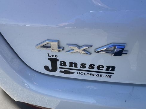 Used 2025 Jeep Compass Latitude image 4