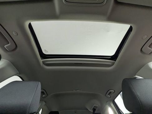 Used 2024 Honda CR-V EX image 7