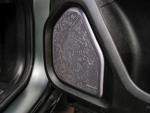 Used 2024 GMC Hummer EV 3X image 96