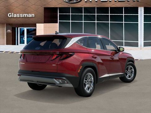 New 2026 Hyundai Tucson SE image 4