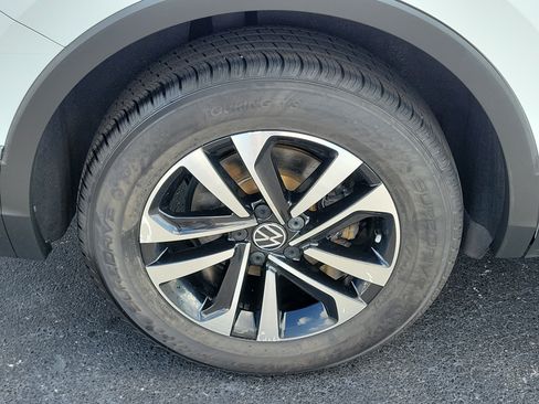 Used 2022 Volkswagen Tiguan S w/ IQ.Drive Package FWD image 6