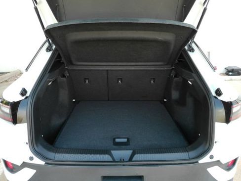 Used 2023 Volkswagen ID.4 Pro RWD image 25