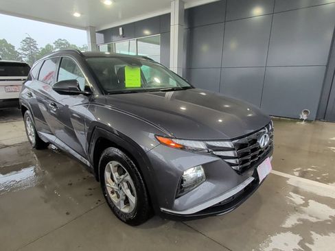 Used 2022 Hyundai Tucson SEL w/ Cargo Package FWD image 3