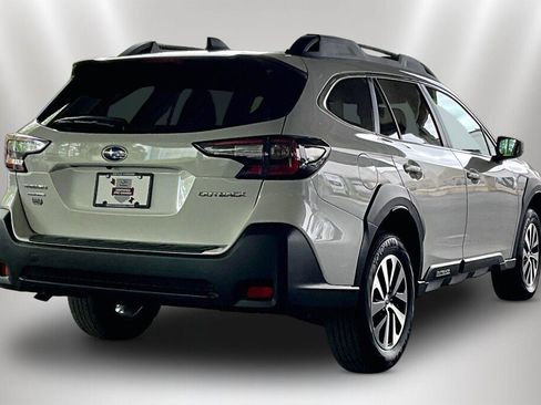 Certified 2025 Subaru Outback Premium w/ Popular Package #1A AWD/4WD image 5