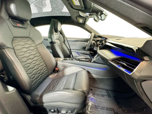 Used 2024 Audi RS e-tron GT w/ Carbon Performance Package image 25