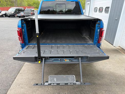 Used 2019 Ford F150 Raptor w/ Equipment Group 802A Luxury AWD/4WD image 27