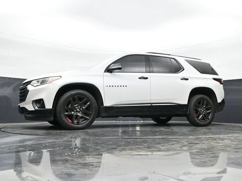 Used 2019 Chevrolet Traverse Premier w/ Redline Edition AWD/4WD image 40