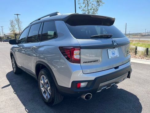 Certified 2023 Honda Passport TrailSport image 6