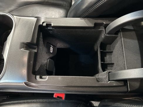 Used 2019 Lincoln Nautilus Select AWD/4WD image 23