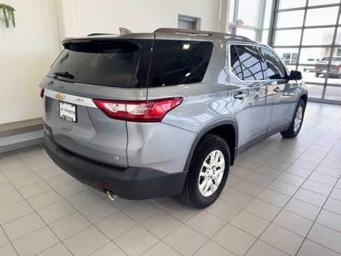 Used 2021 Chevrolet Traverse LT AWD/4WD image 39