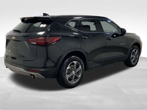 Used 2025 Chevrolet Blazer LT image 5