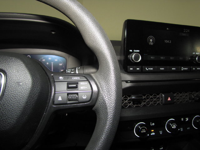 Certified 2024 Honda Accord LX image 37