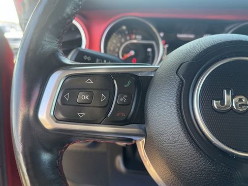 Used 2020 Jeep Gladiator Rubicon image 12