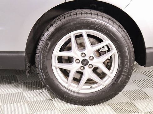 Used 2024 Ford Edge SEL image 18