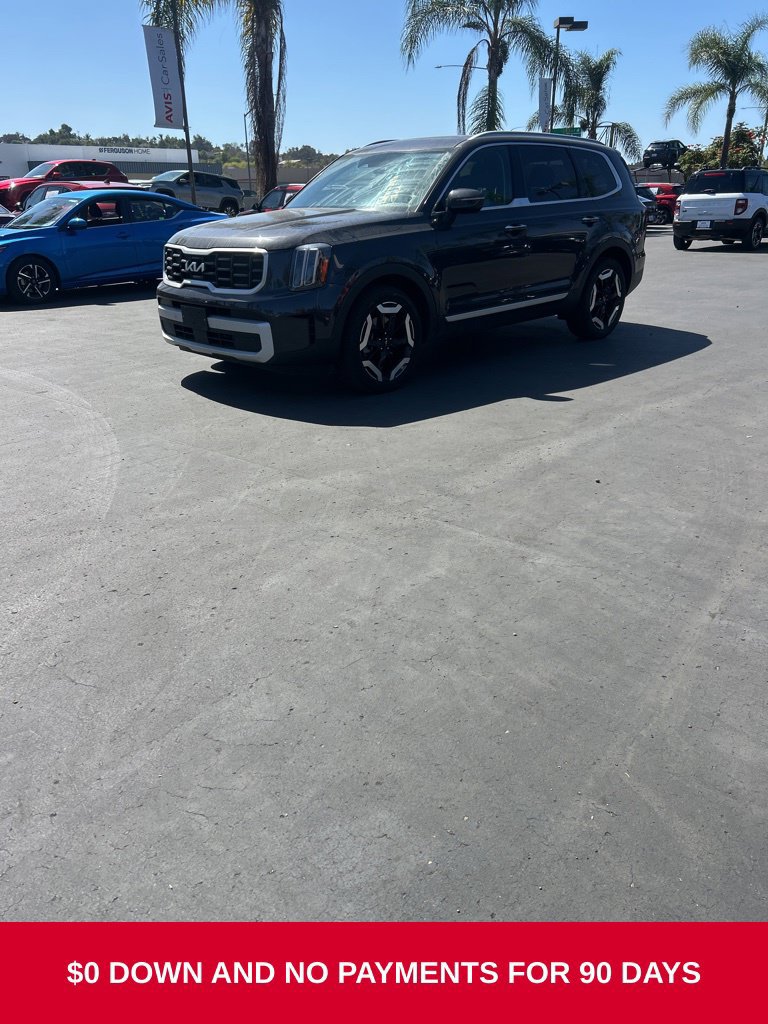 Used 2025 Kia Telluride S FWD image 1