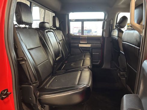 Used 2016 Ford F150 Lariat image 25