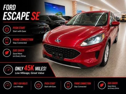 Used 2021 Ford Escape SE w/ Cold Weather Package