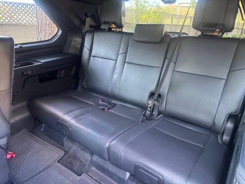 Used 2023 Toyota Sequoia Platinum AWD/4WD image 17