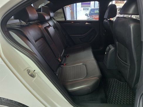 Used 2017 Volkswagen Jetta GLI FWD image 16