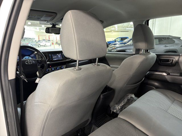 Used 2017 Toyota Tacoma SR5 w/ Tow Package AWD/4WD image 19