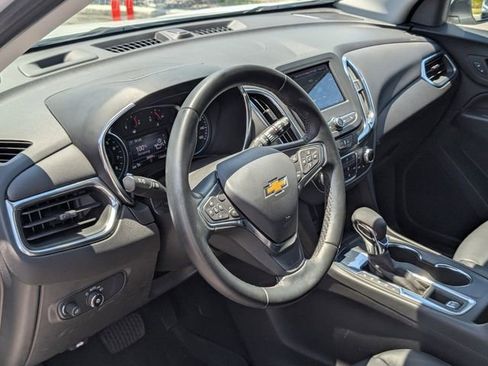 Used 2024 Chevrolet Equinox LT w/ LPO, Floor Liner Package FWD image 11