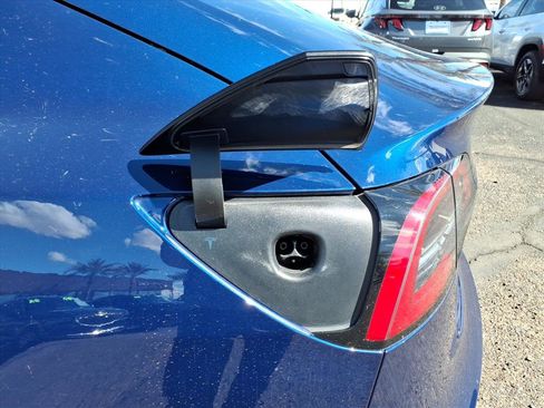 Used 2018 Tesla Model 3 image 23