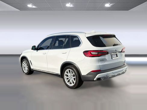 Used 2023 BMW X5 xDrive40i AWD/4WD image 3