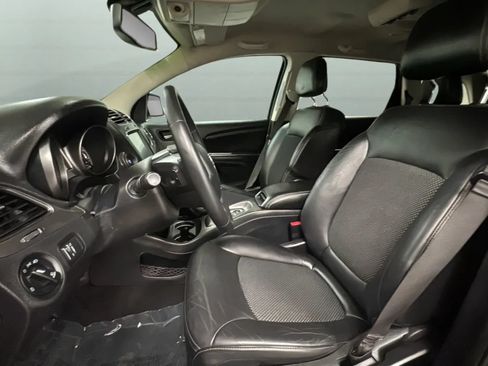 Used 2016 Dodge Journey Crossroad FWD image 20