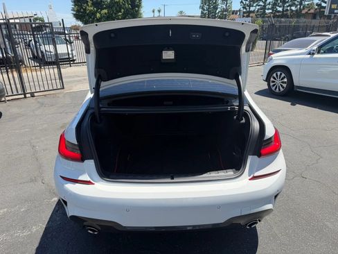 Used 2019 BMW 330i Sedan w/ M Sport Package RWD image 21