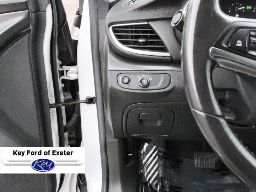 Used 2020 Buick Encore Preferred FWD image 23