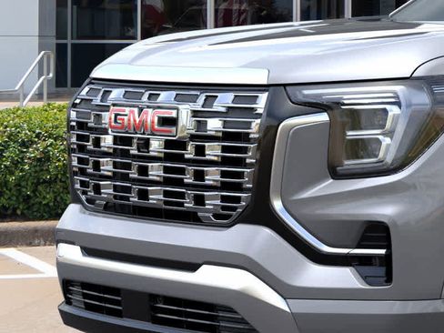 Used 2026 GMC Terrain Denali w/ LPO, Floor Liner Package image 25