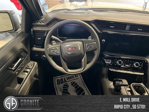 New 2026 GMC Sierra 1500 AT4 w/ AT4 Premium Package AWD/4WD image 21