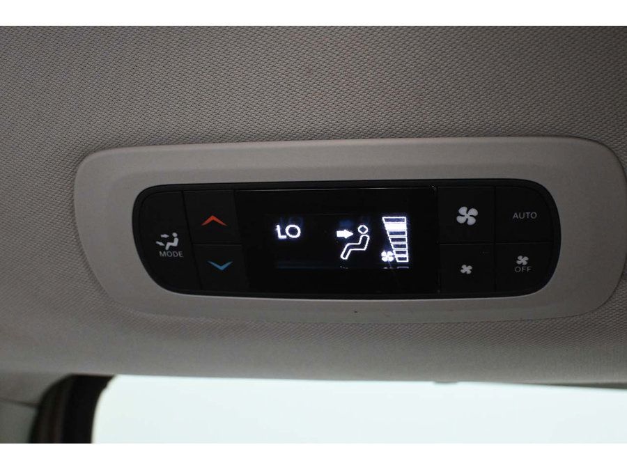Used 2017 Chrysler Pacifica Touring-L FWD image 27