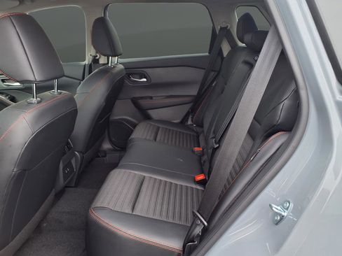 New 2026 Nissan Rogue SV AWD/4WD image 15