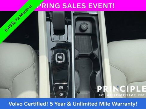 Certified 2023 Volvo XC60 B5 Plus image 21