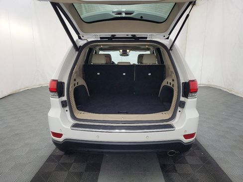 Used 2020 Jeep Grand Cherokee Limited AWD/4WD image 29