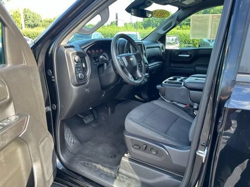 Used 2024 Chevrolet Silverado 1500 Custom AWD/4WD image 16