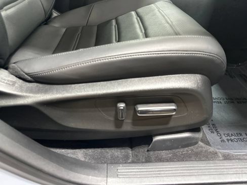 Used 2024 Honda CR-V EX-L image 36
