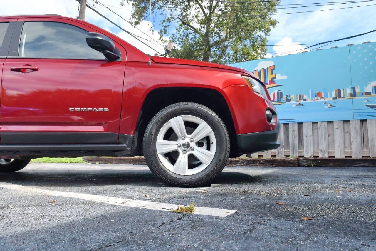 Used 2014 Jeep Compass Sport w/ Power Value Group AWD/4WD image 39