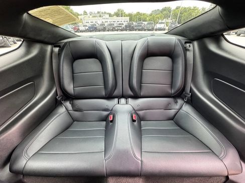 Used 2016 Ford Mustang GT Premium w/ Equipment Group 401A RWD image 29