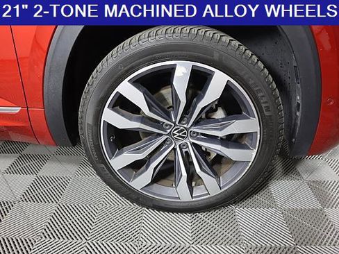 Used 2021 Volkswagen Atlas SEL Premium image 13