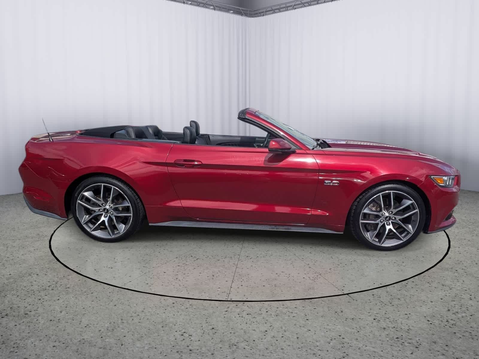 Used 2016 Ford Mustang GT Premium w/ Equipment Group 401A RWD image 2