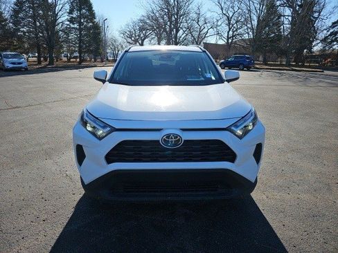 Used 2023 Toyota RAV4 XLE image 9