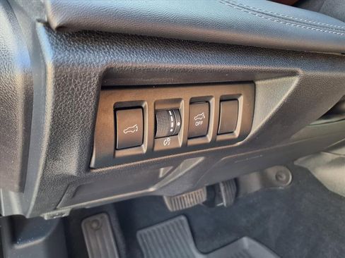 Used 2020 Subaru Outback Touring w/ Popular Package #2 image 15