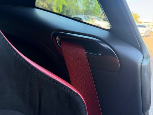 Used 2022 Aston Martin V8 Vantage Coupe RWD image 29