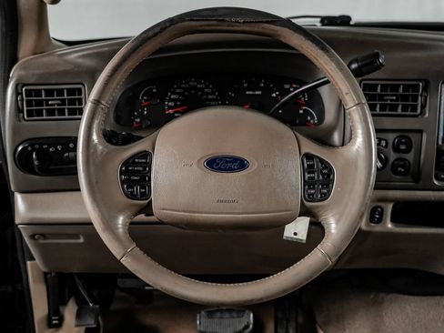 Used 2004 Ford Excursion Limited AWD/4WD image 16