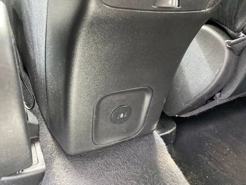 Used 2023 Ford Escape Platinum AWD/4WD image 19
