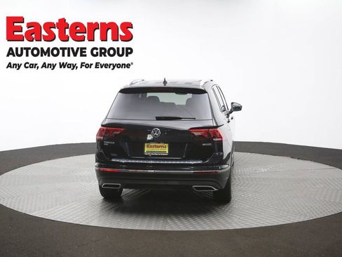 Used 2019 Volkswagen Tiguan SEL Premium AWD/4WD image 40