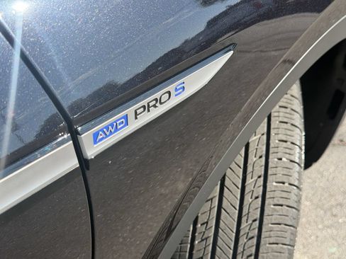 Used 2023 Volkswagen ID.4 Pro S Plus AWD/4WD image 5