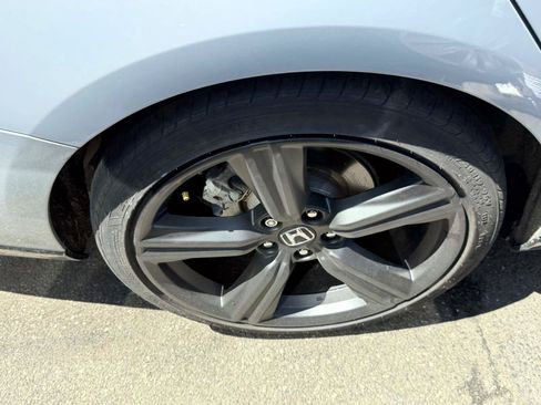 Used 2023 Honda Accord Sport image 7